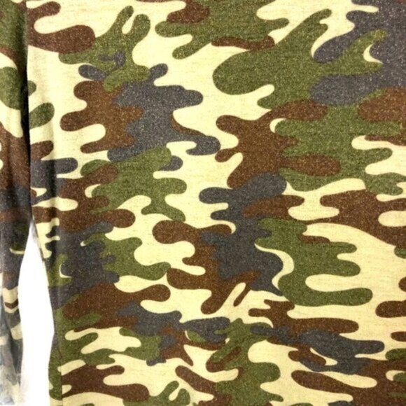 INC | Long Sleeve Camo Top Sz S - Picture 4 of 7